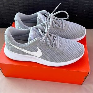 Nike Flex Experience RN 5